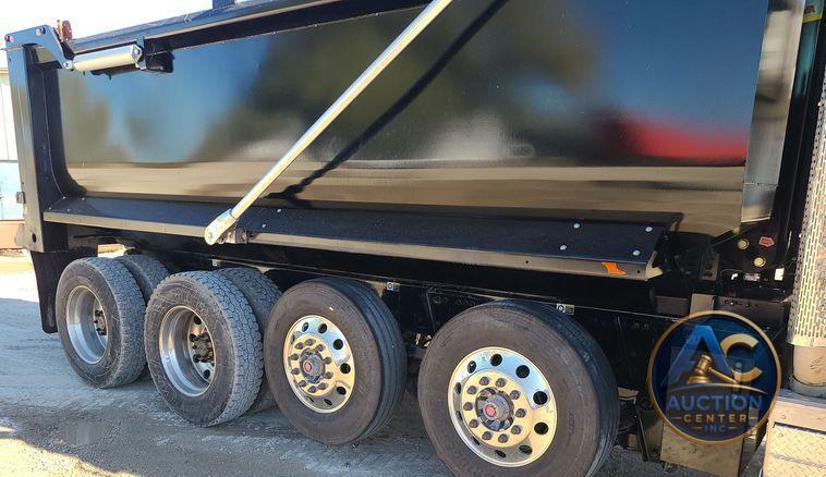 2023 Peterbilt 567  dump truck