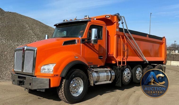 2021 Kenworth T880 dump truck