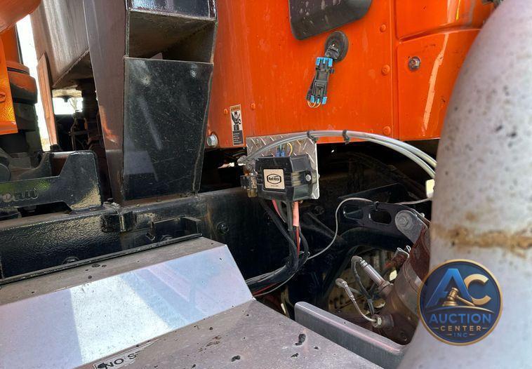 2021 Kenworth T880 dump truck