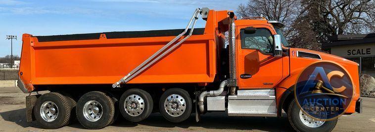 2021 Kenworth T880 dump truck