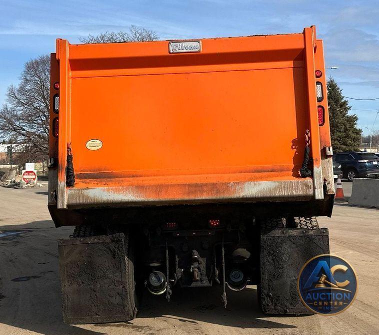 2021 Kenworth T880 dump truck
