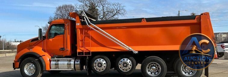 2021 Kenworth T880 dump truck
