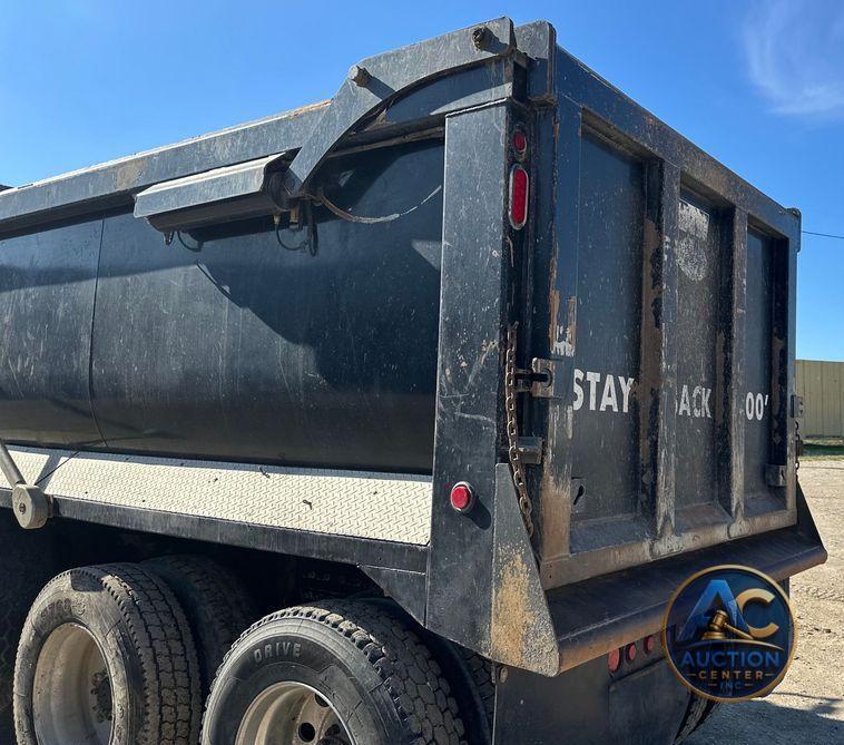 2017 Kenworth  T880 dump truck
