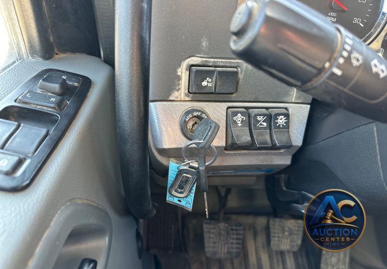 2017 Kenworth  T880 dump truck