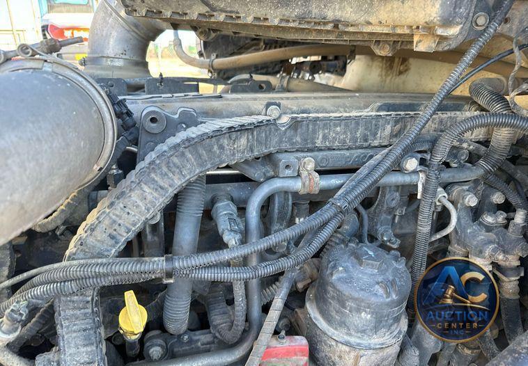 2016 Kenworth T880 dump truck