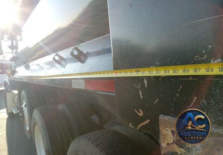 2012 Kenworth T800  dump truck