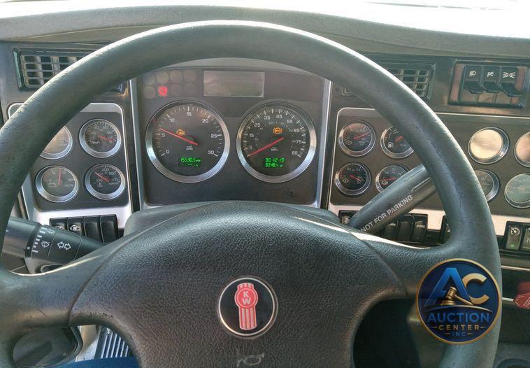 2012 Kenworth T800  dump truck