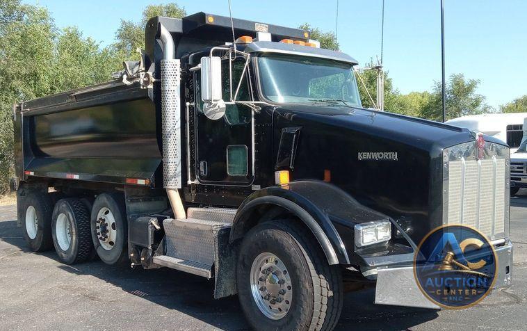 2012 Kenworth T800  dump truck