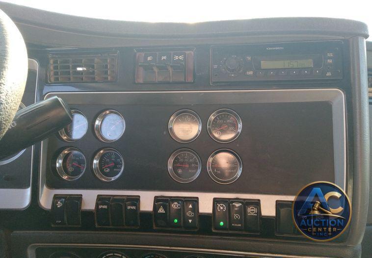 2012 Kenworth T800  dump truck