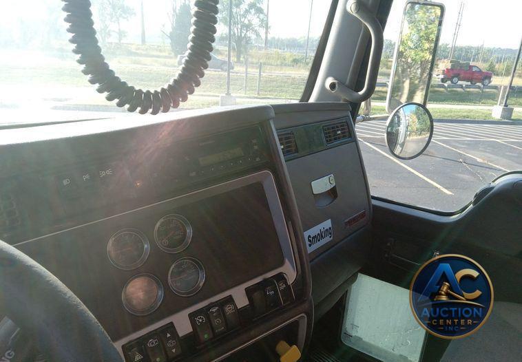 2012 Kenworth T800  dump truck