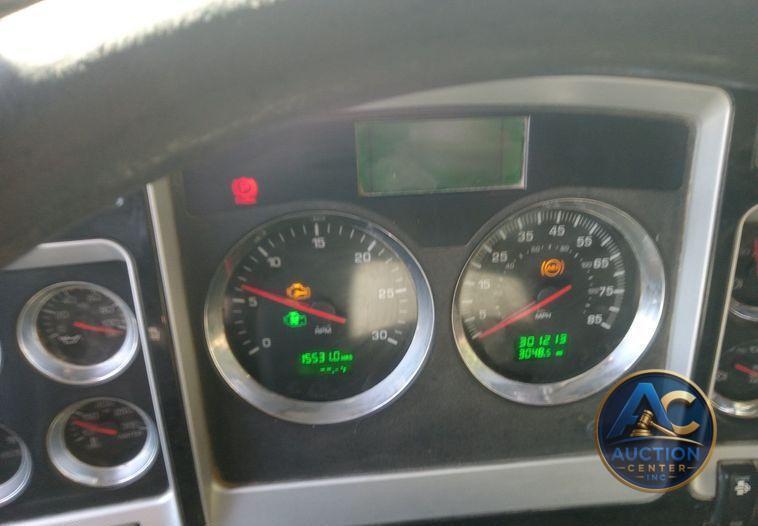 2012 Kenworth T800  dump truck