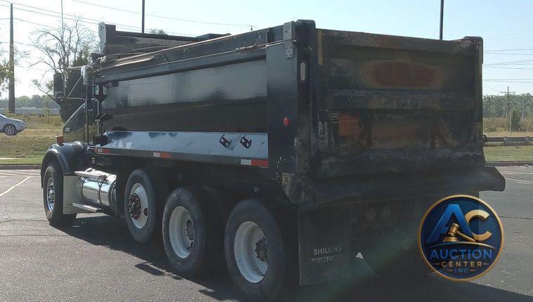 2012 Kenworth T800  dump truck