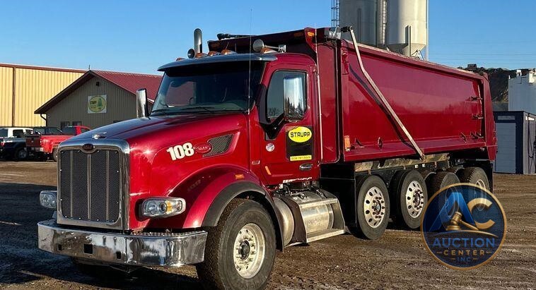 2019 Peterbilt 567  dump truck