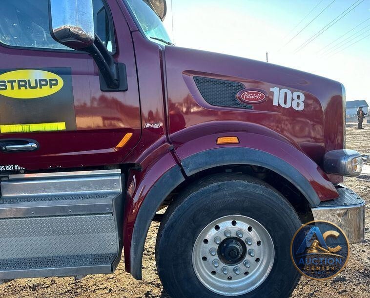 2019 Peterbilt 567  dump truck