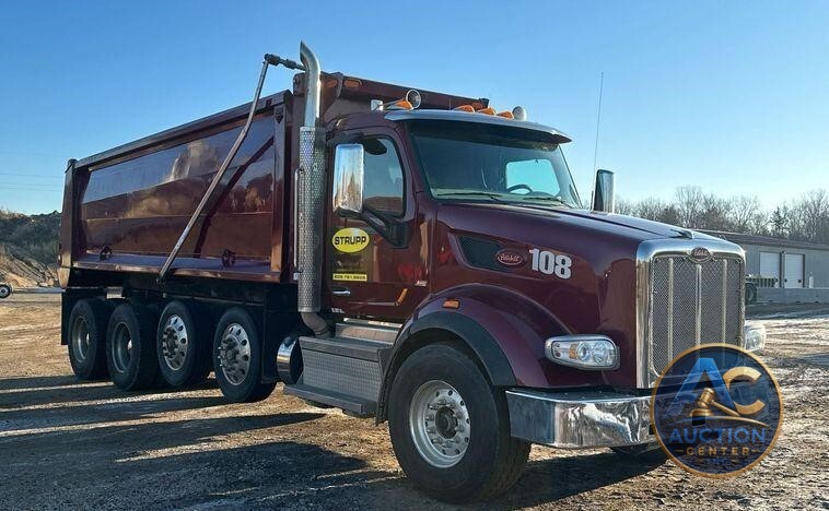 2019 Peterbilt 567  dump truck