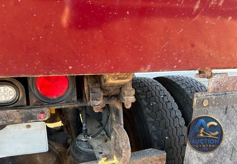 2019 Peterbilt 567  dump truck