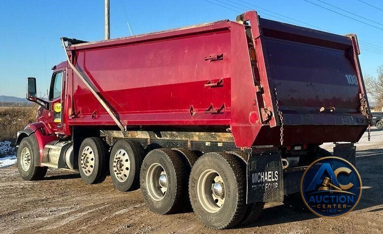 2019 Peterbilt 567  dump truck