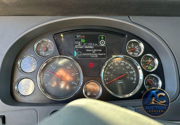 2021 Kenworth T880  dump truck