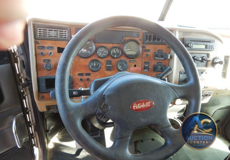 2009 Peterbilt 340