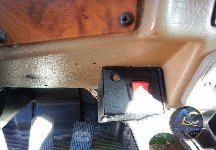 2009 Peterbilt 340