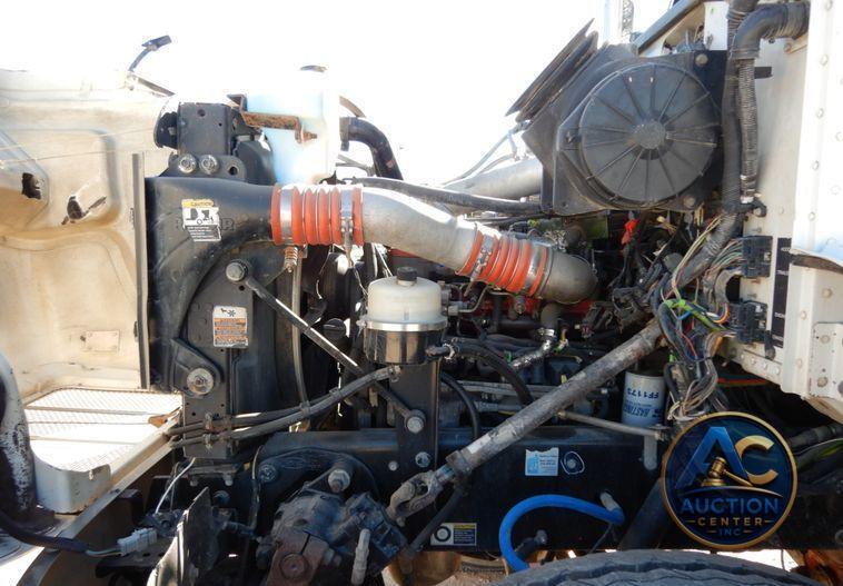 2009 Peterbilt 340