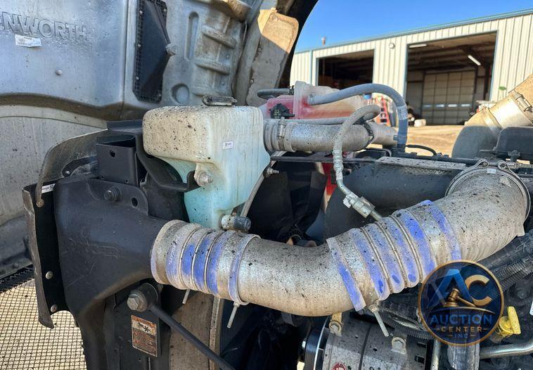 2021 Kenworth T880  dump truck