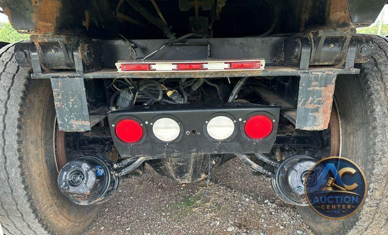 2016 Kenworth  T880 dump truck