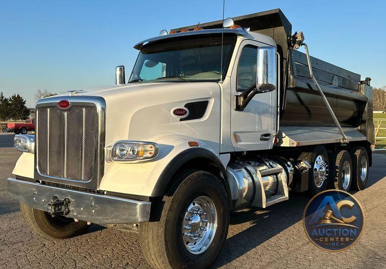 2022 Peterbilt  567 dump truck