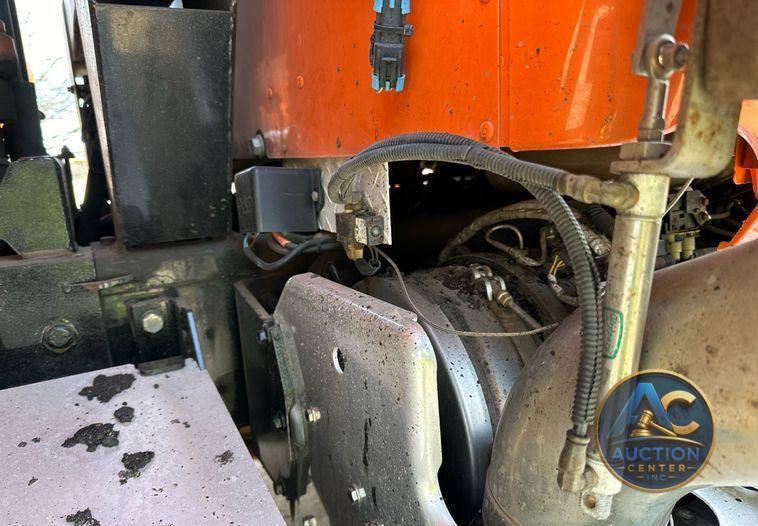 2018 Kenworth T880 dump truck