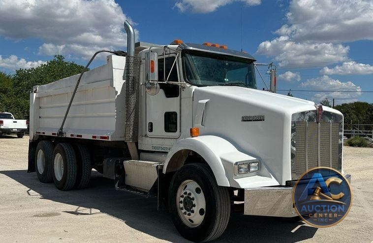 2016 Kenworth T800  dump truck