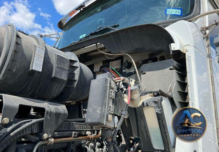 2016 Kenworth T800  dump truck