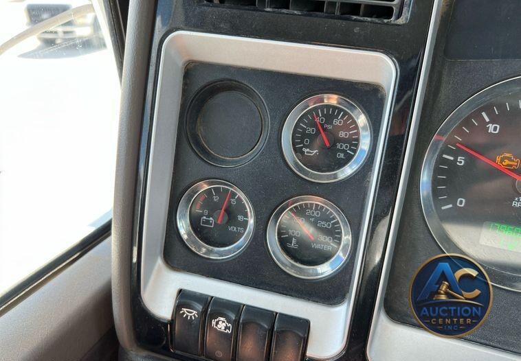2016 Kenworth T800  dump truck