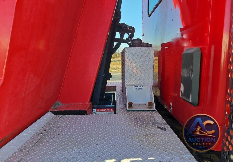 2018 Kenworth T880  dump truck