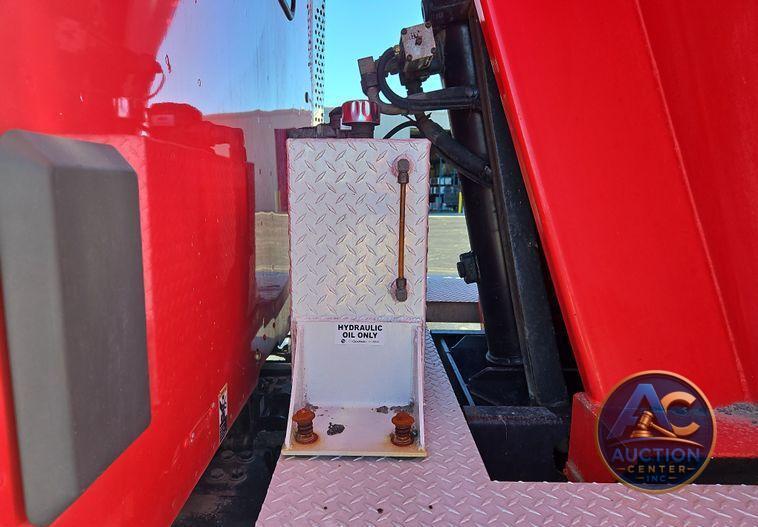 2018 Kenworth T880  dump truck