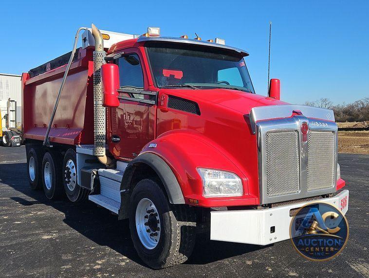 2018 Kenworth T880  dump truck