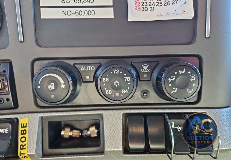 2018 Kenworth T880  dump truck