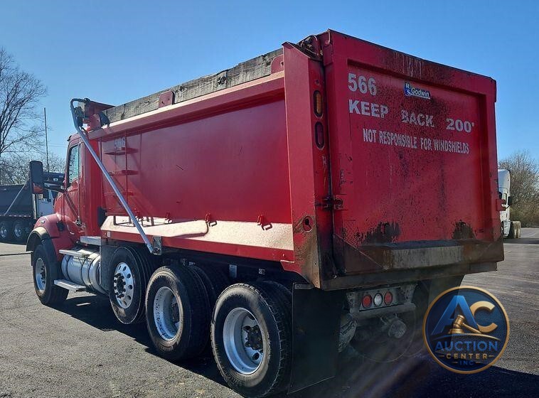 2018 Kenworth T880  dump truck