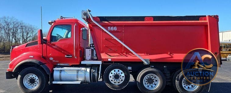 2018 Kenworth T880  dump truck