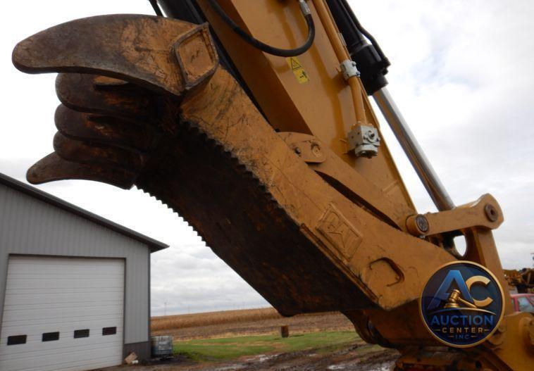 2018 Caterpillar 330F L  excavator