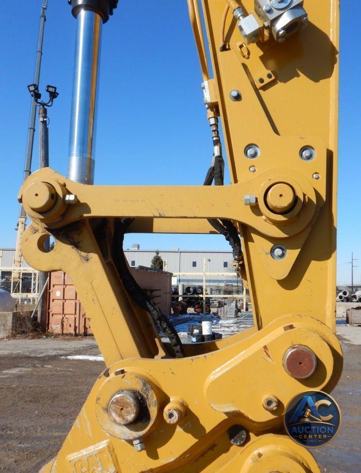 2021 Caterpillar 325  excavator
