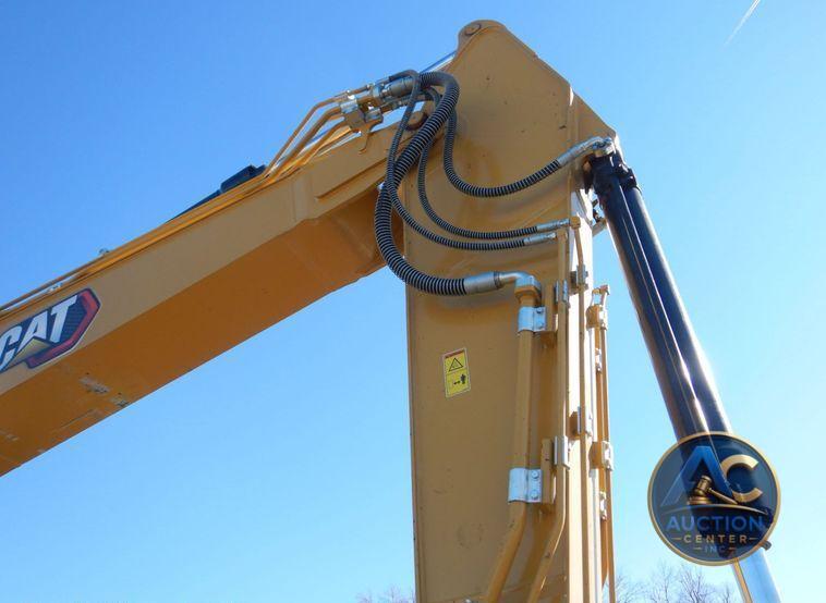 2021 Caterpillar 325  excavator