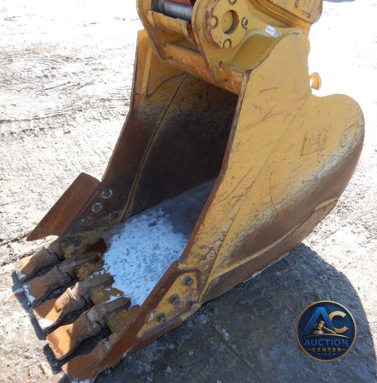 2021 Caterpillar 325  excavator