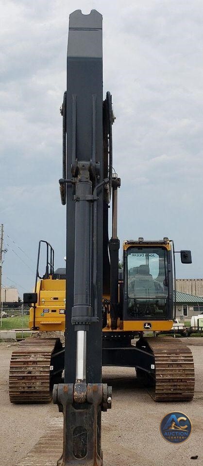 2019 John Deere 350G LC  excavator