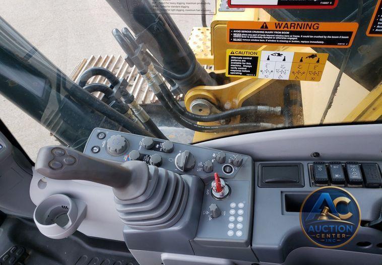 2019 John Deere 350G LC  excavator