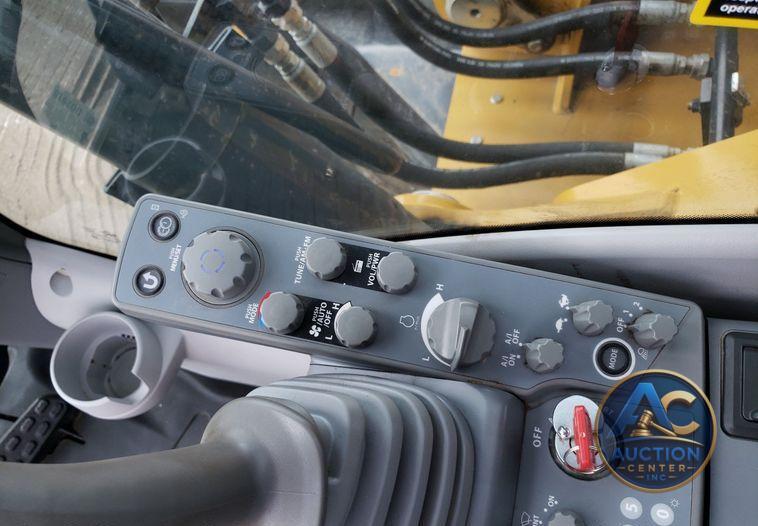 2019 John Deere 350G LC  excavator