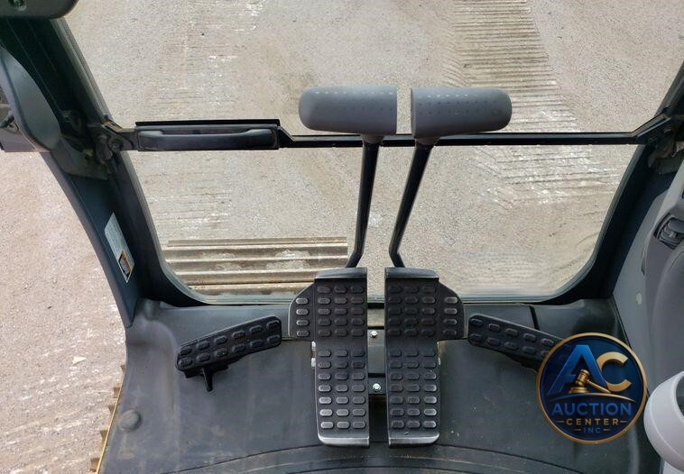 2019 John Deere 350G LC  excavator