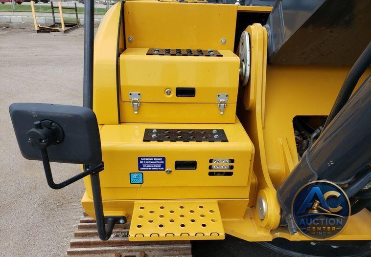 2019 John Deere 350G LC  excavator