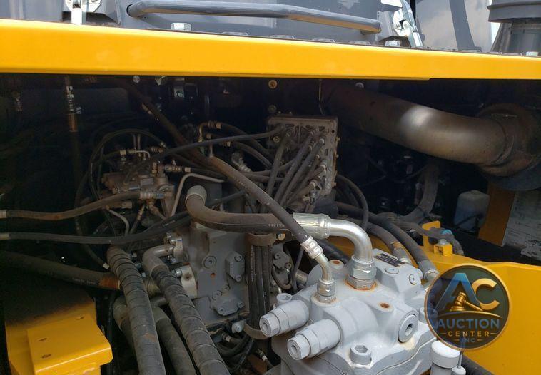 2019 John Deere 350G LC  excavator
