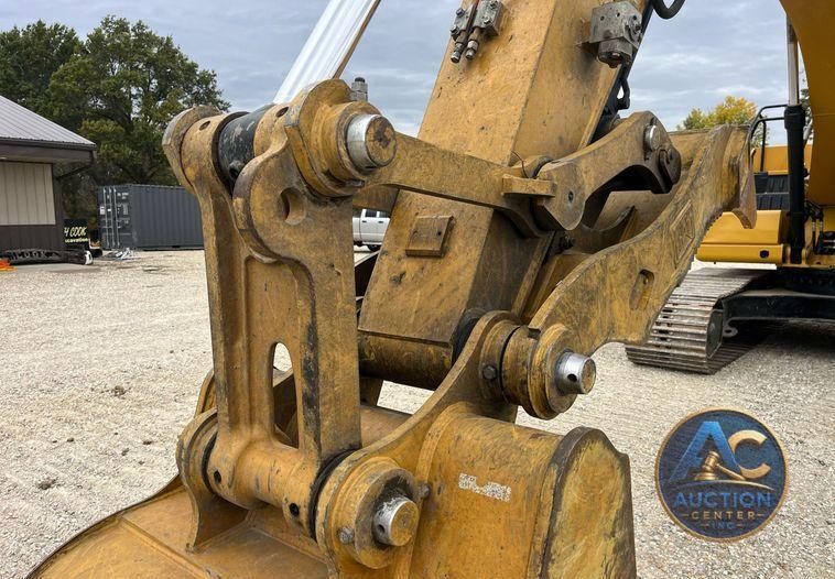 2021 Caterpillar 320GC  excavator