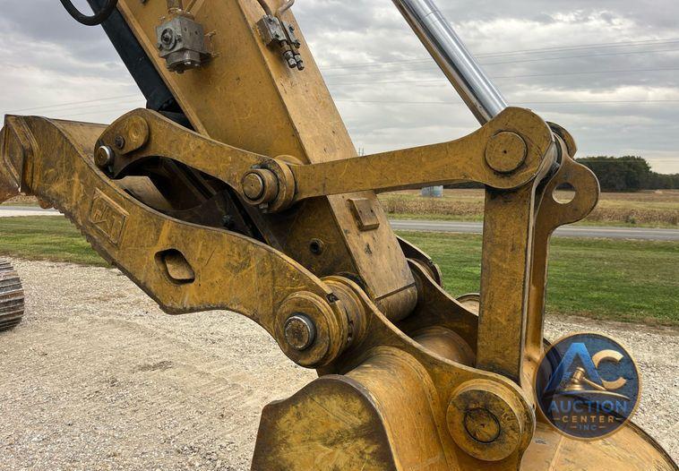 2021 Caterpillar 320GC  excavator